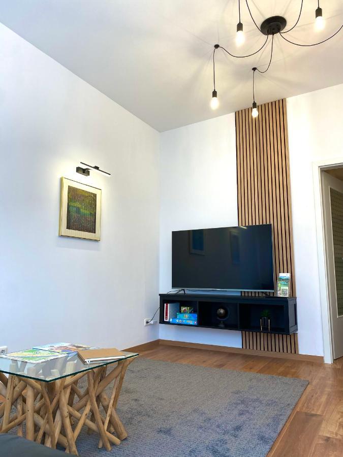 Lahn Kuesst Rhein - Ferienwohnung Ланштайн Экстерьер фото